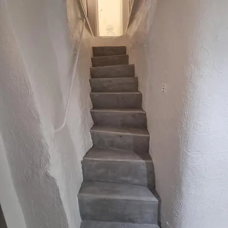 شقة Petit Duplex, Vieux Nice, Proche A La نيس
