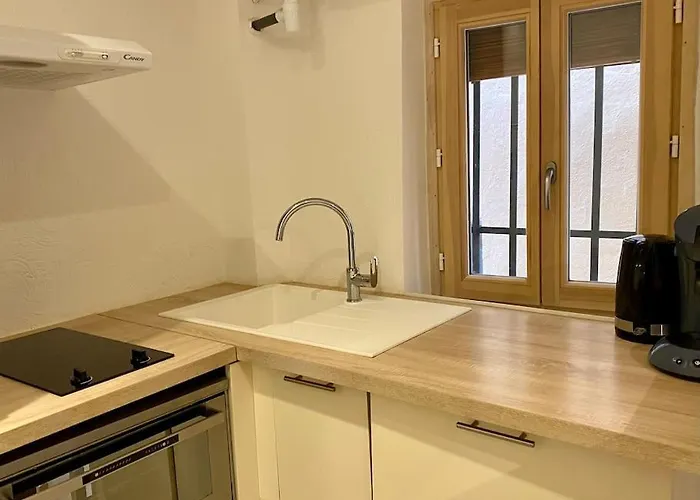 شقة Petit Duplex, Vieux Nice, Proche A La Mer نيس