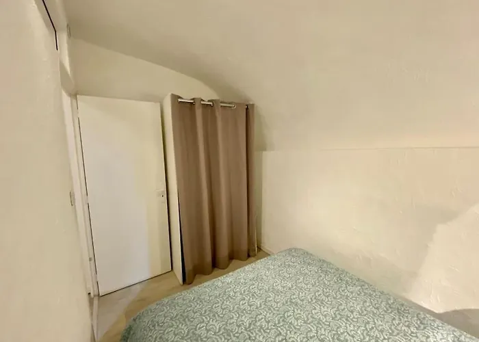 Petit Duplex, Vieux Nice, Proche A La Mer