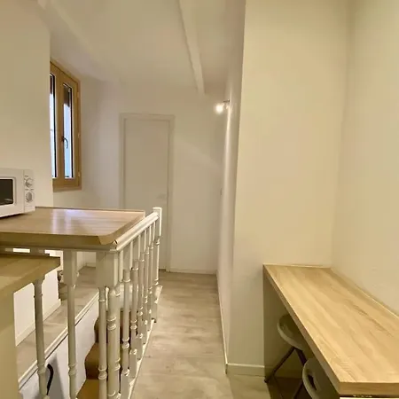 Vieux-nice 2 Pieces En Duplex Apartamento *
